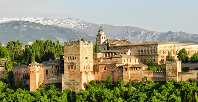 Cómo visitar la Alhambra de Granada: precio, entradas, horario y consejos